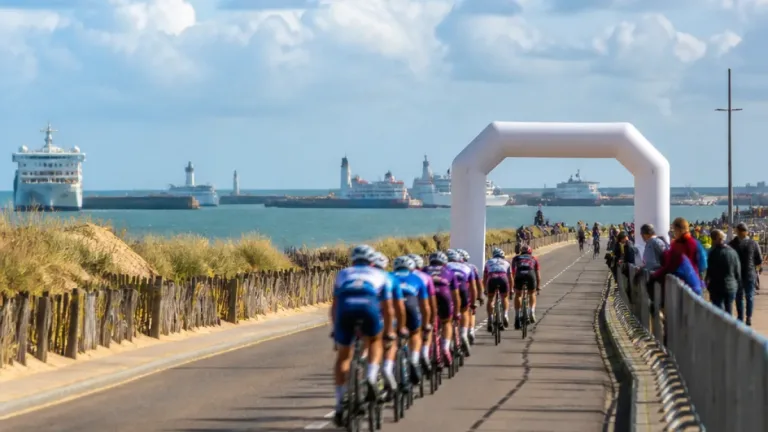 Tour de France femmes 2027 : Le Touquet et Calais retenues comme villes‑étapes