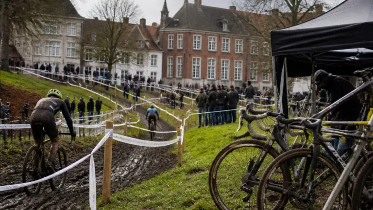Overijse ouvre le Superprestige dimanche : un « vrai cross » attendu sur la place du Béguinage