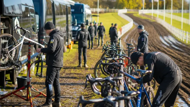 Euro cyclo‑cross à Zeddam : la Belgique aligne Thibau Nys et Michael Vanthourenhout