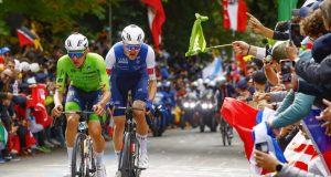 « Je suivais la roue de Pogacar et je n’en revenais pas de la puissance qu’il développait »