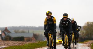 VIDÉO : Visma se prépare pour la saison des classiques sous la pluie