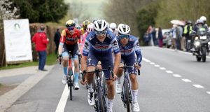 Van der Poel est détendu, Remco est très coriace