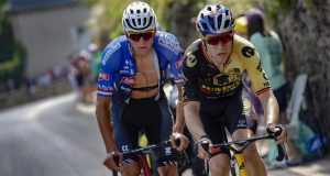 Alors que MvdP déteste les grands tours, Van Aert vise le doublé.