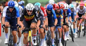 Critiques sur les privilèges de deux équipes du peloton