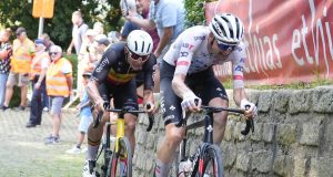 Supporter le rythme de Pogacar vaut-il plus qu’une victoire en course ?