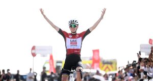 Entraînement en course : Pogacar a gravi le col en solitaire