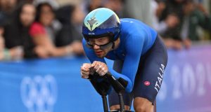 L’UCI interdit un casque à INEOS à quelques heures du début du contre-la-montre !