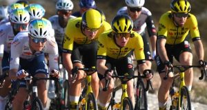 Van Aert continue de perdre des équipiers