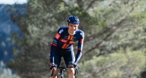 Un coup spectaculaire l’empêche de manger des aliments solides et il craint pour sa saison.