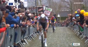 VIDÉO : Van der Poel attaque et dynamite le E3