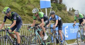 Il a atteint le top 10 dans les grands tours sans se doper… grâce à son épouse.