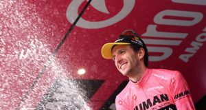 J’adore quand les gens ne courent pas pour le podium, félicitations à Simon pour être parti de loin